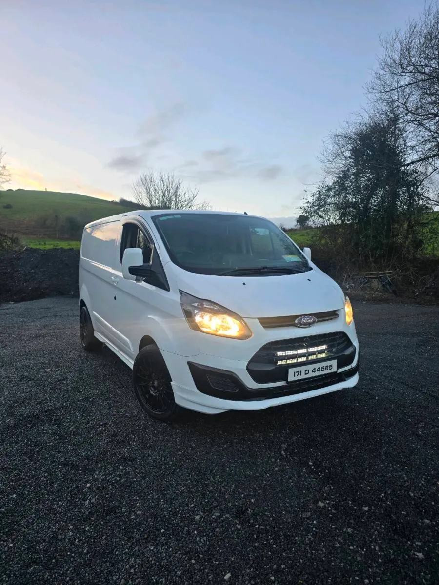 Ford Transit Custom - Image 2