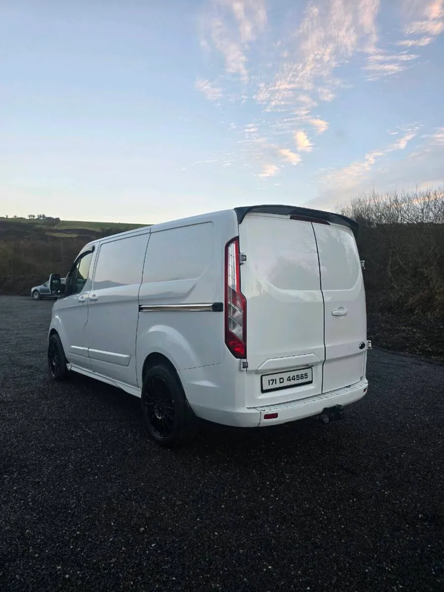Ford Transit Custom - Image 3