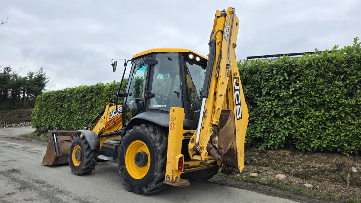 JCB 3CX Sitemaster Manual Gearbox - Image 3