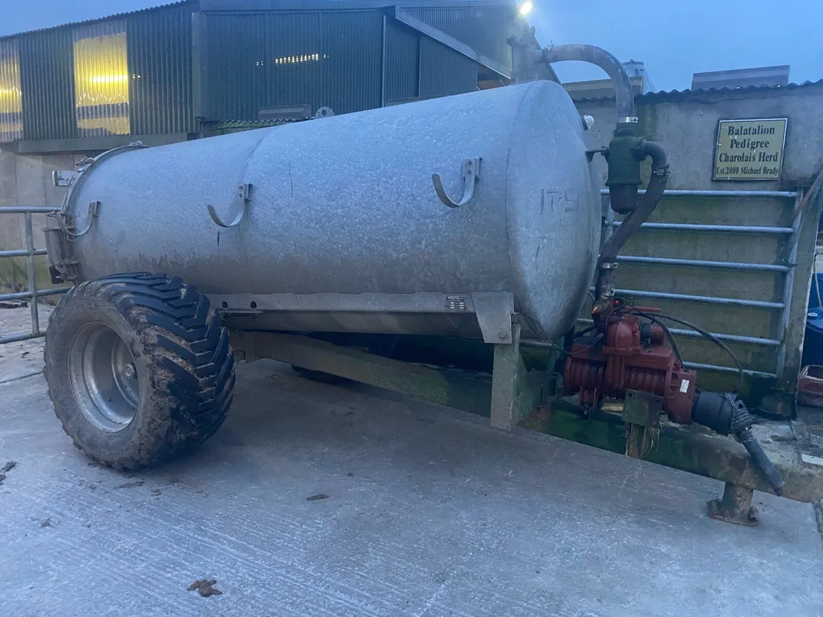 1000 Gallon slurry tanker - Image 1