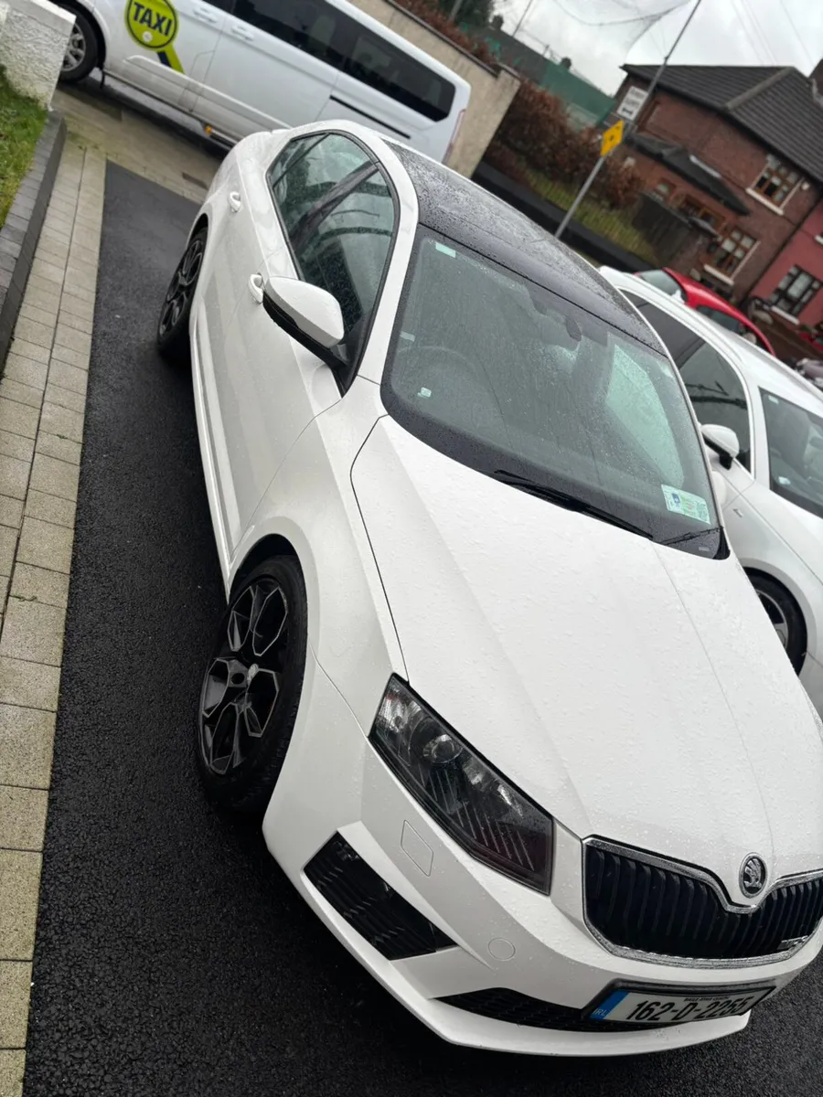 2014 skoda octavia 2.0 tdi dsg - Image 4