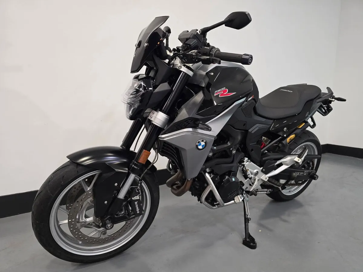 2022 BMW F900 R FRESH IMPORT - Image 3