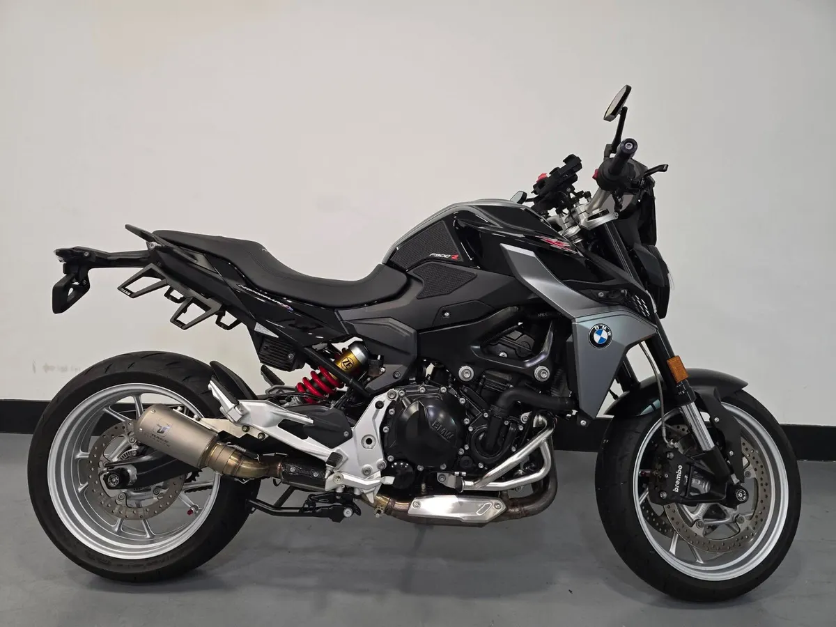 2022 BMW F900 R FRESH IMPORT - Image 1