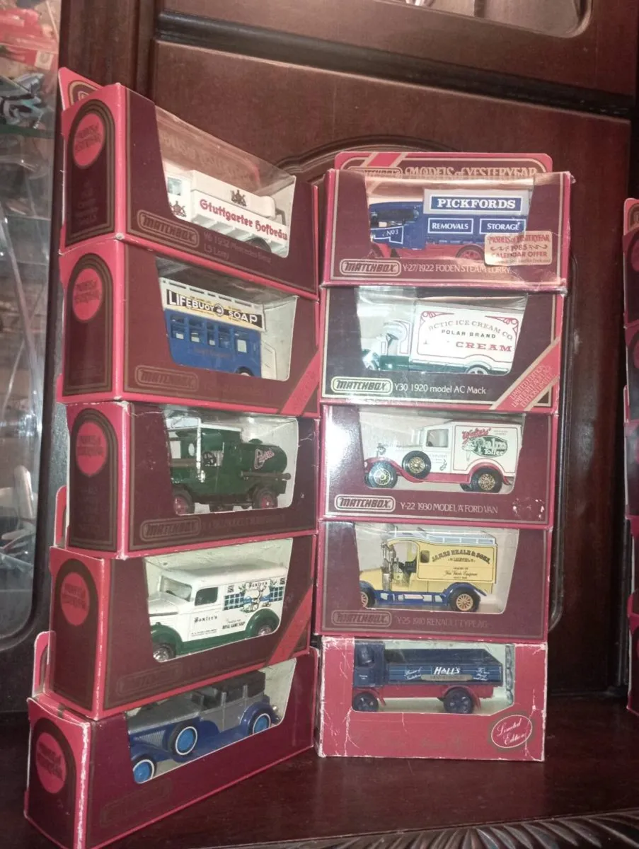 32 VINTAGE  MODLES OF YESTERYEAR BY MSTCHBOX - Image 1