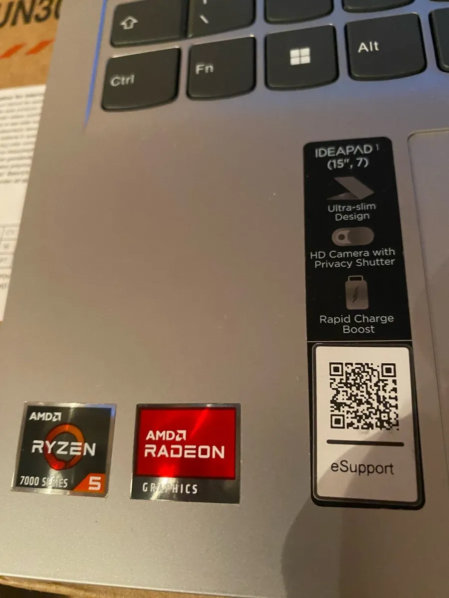 Lenovo IdeaPad 1 - 15.6” Ryzen 5 / 8GB RAM 256GB - Image 2