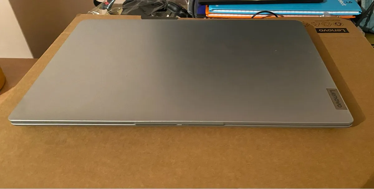 Lenovo IdeaPad 1 - 15.6” Ryzen 5 / 8GB RAM 256GB - Image 4