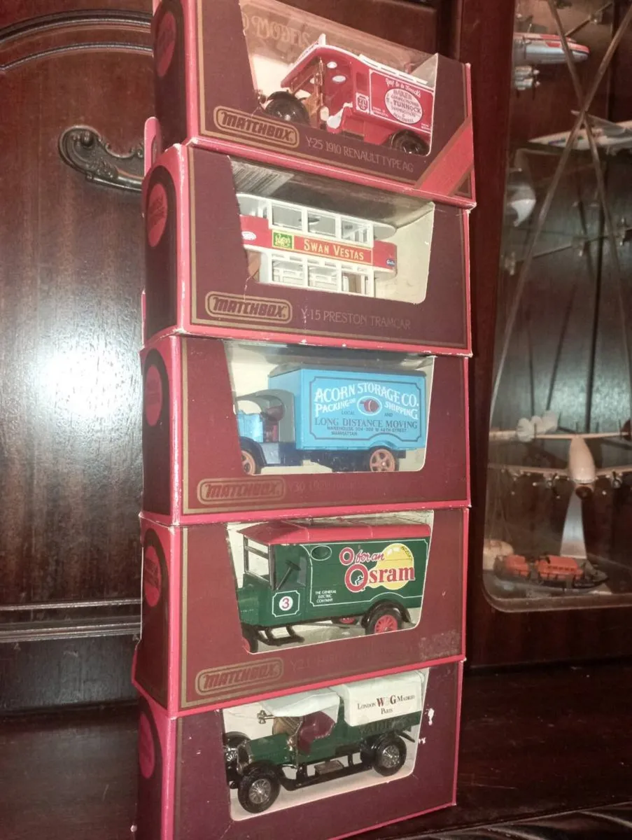 32 VINTAGE  MODLES OF YESTERYEAR BY MSTCHBOX - Image 2