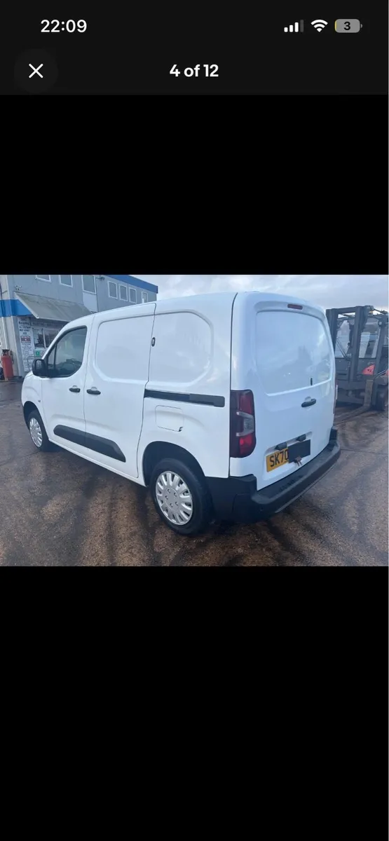 Citreon Berlingo Peugeot partner breaking parts - Image 3