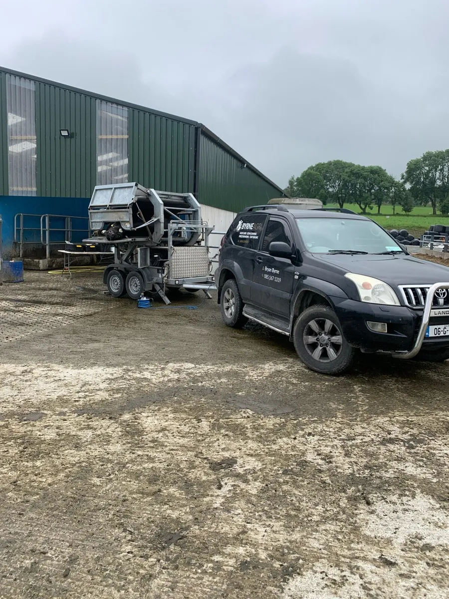 Hoof trimming and scanning - Image 1