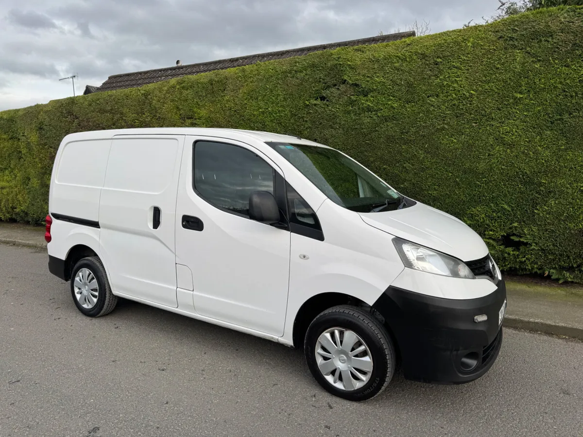 Nissan NV200 - Image 1