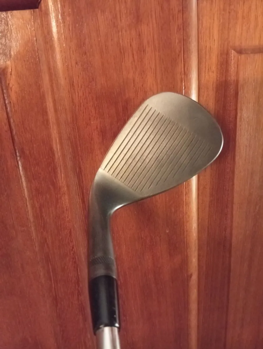 Titleist SM8 Black Finish 56 Degree Vokey As New - Image 3