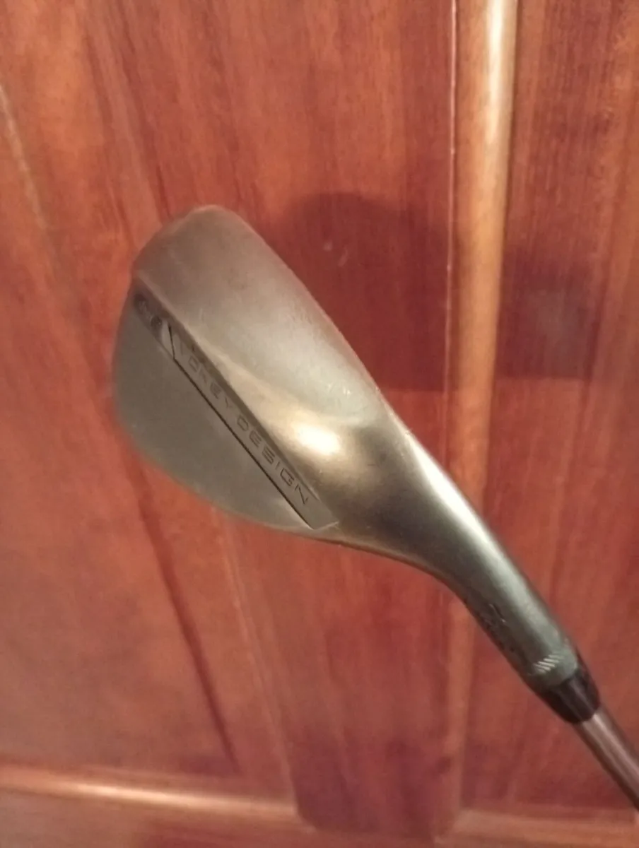 Titleist SM8 Black Finish 56 Degree Vokey As New - Image 4