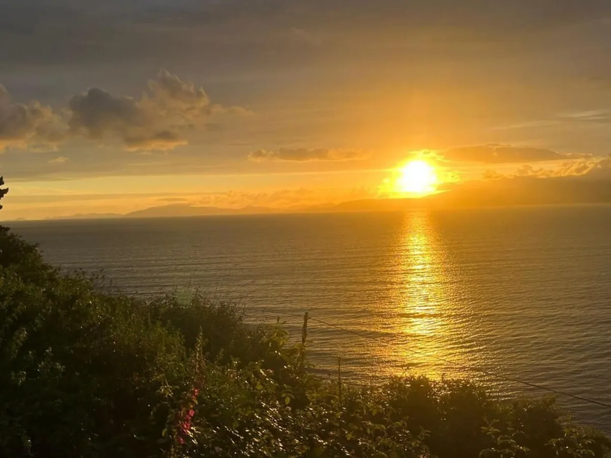 Holiday home to let - Image 1