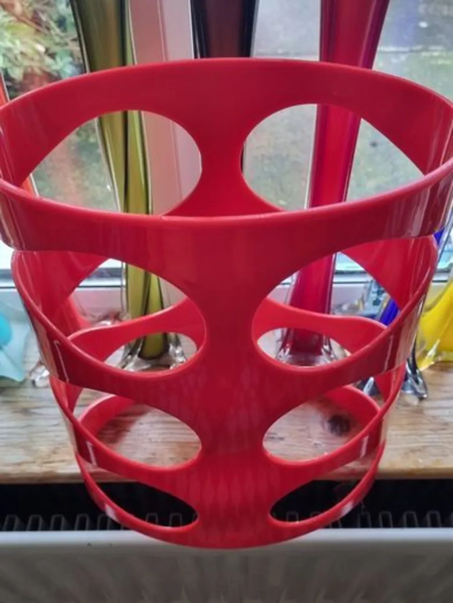 Umbra LCC 2009 Red Wine Rack - Image 3