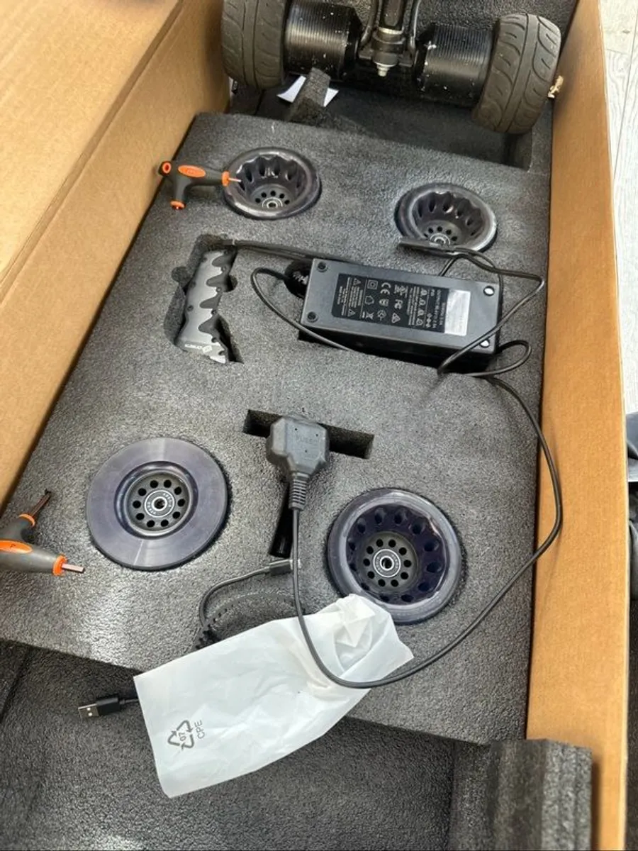 Onsra Electric Skateboard - Image 3
