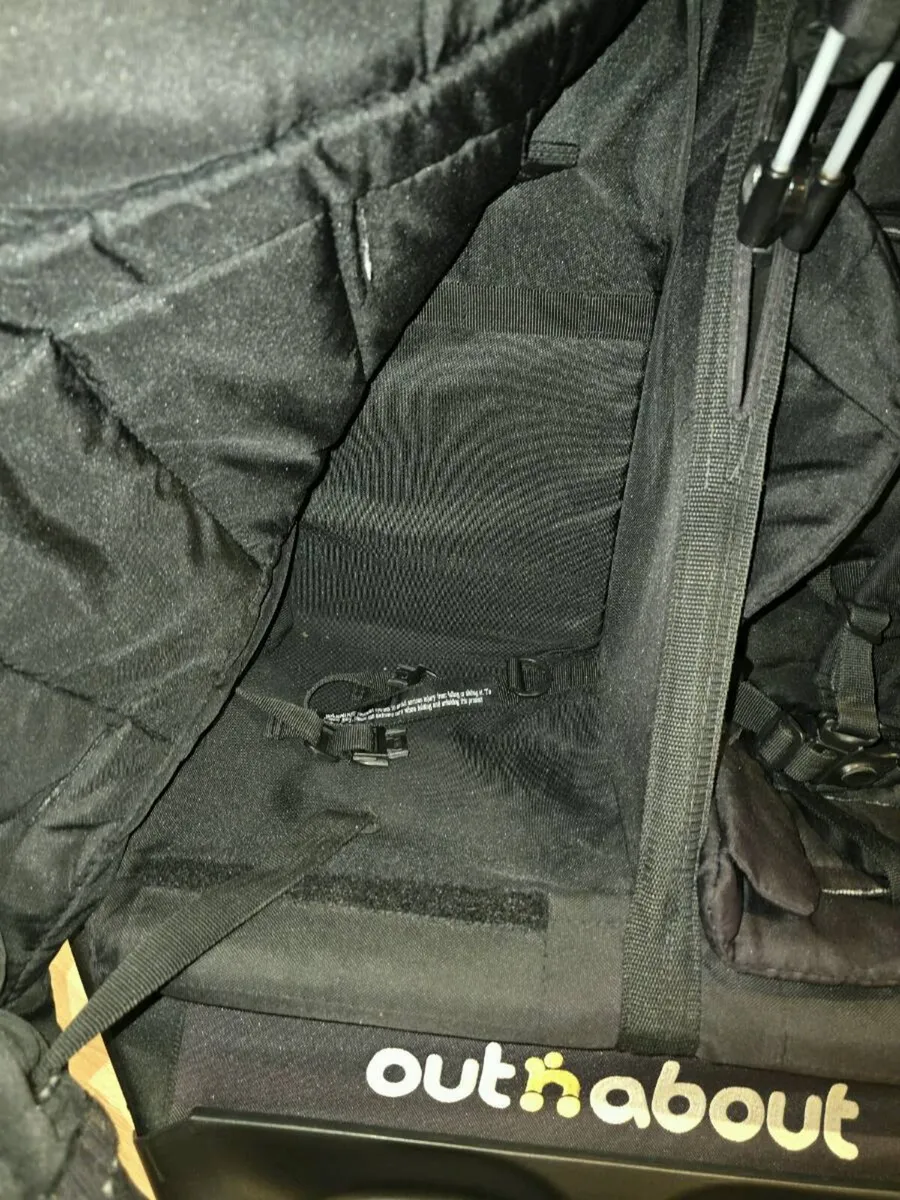 Out N about Double stroller - Image 4