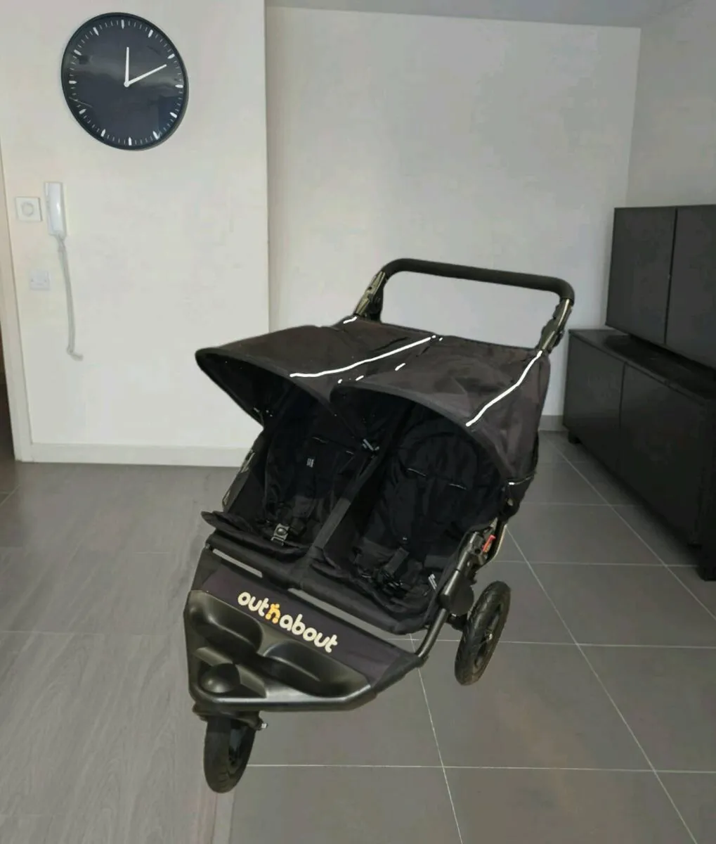 Out N about Double stroller - Image 1