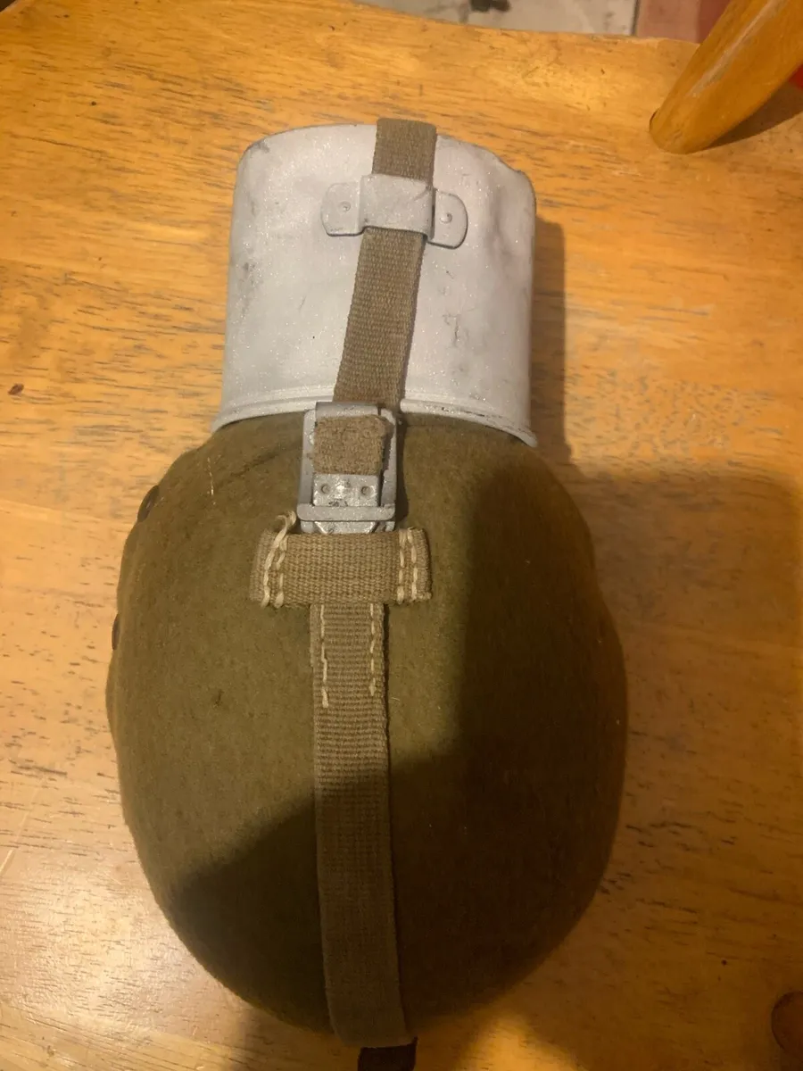 Germany water bottles ww2 - Image 1