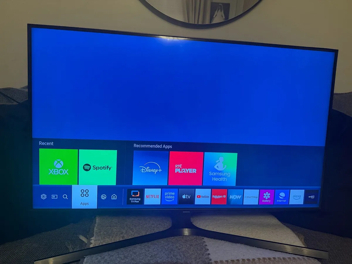 Samsung Smart TV - Image 1