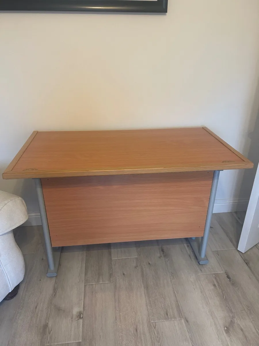 Office/Study Desk - Image 1