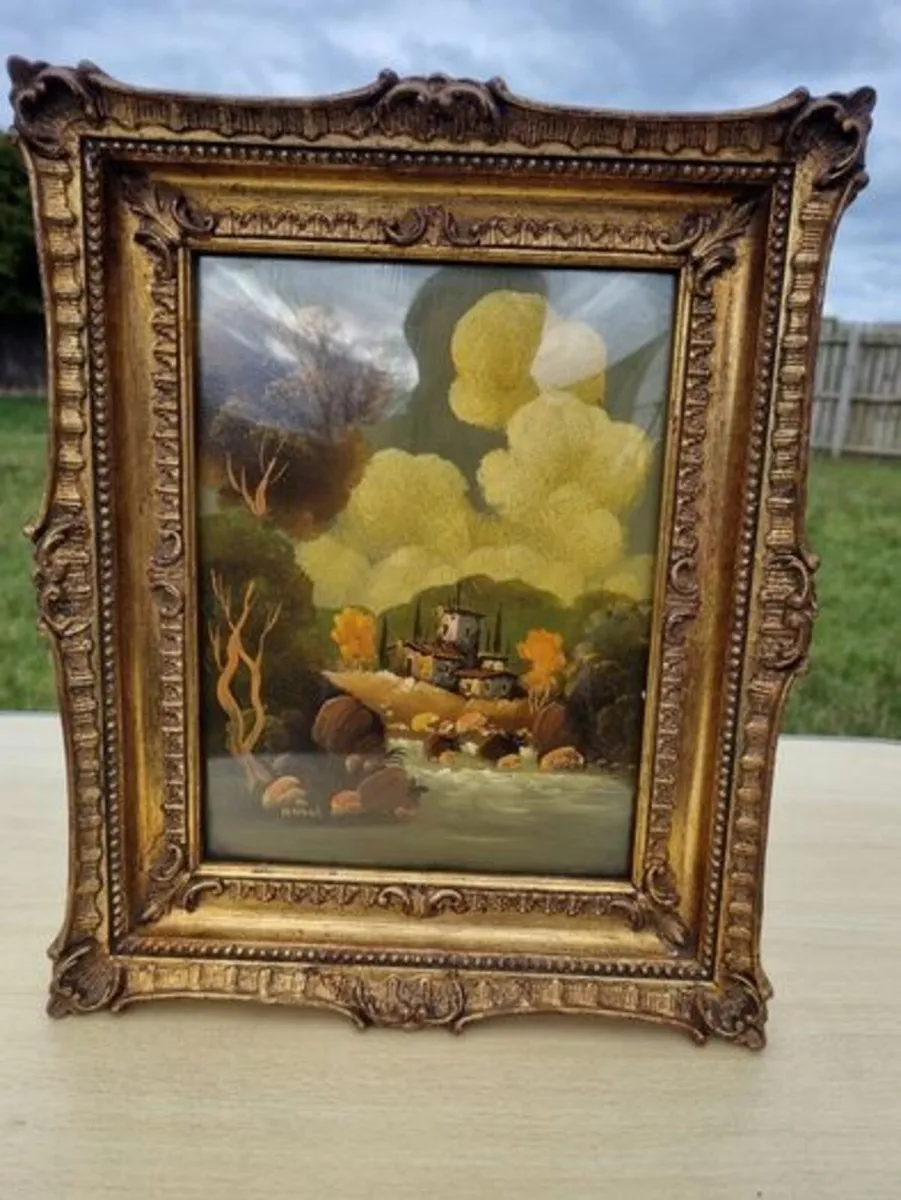 Old picture in a gold frame - Image 2