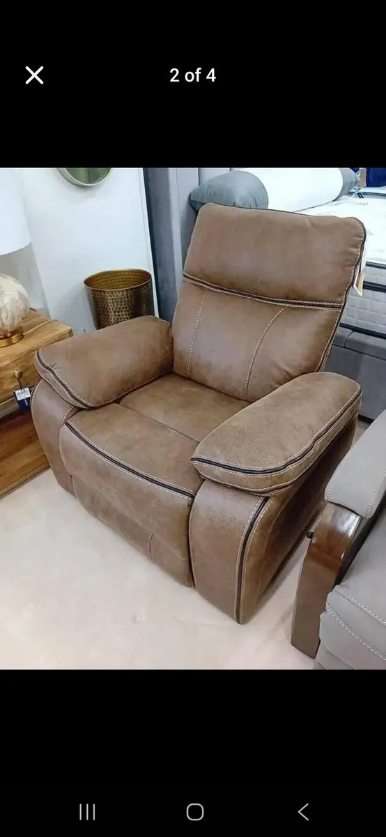 Brand new Ruben recliner arm chair reduced