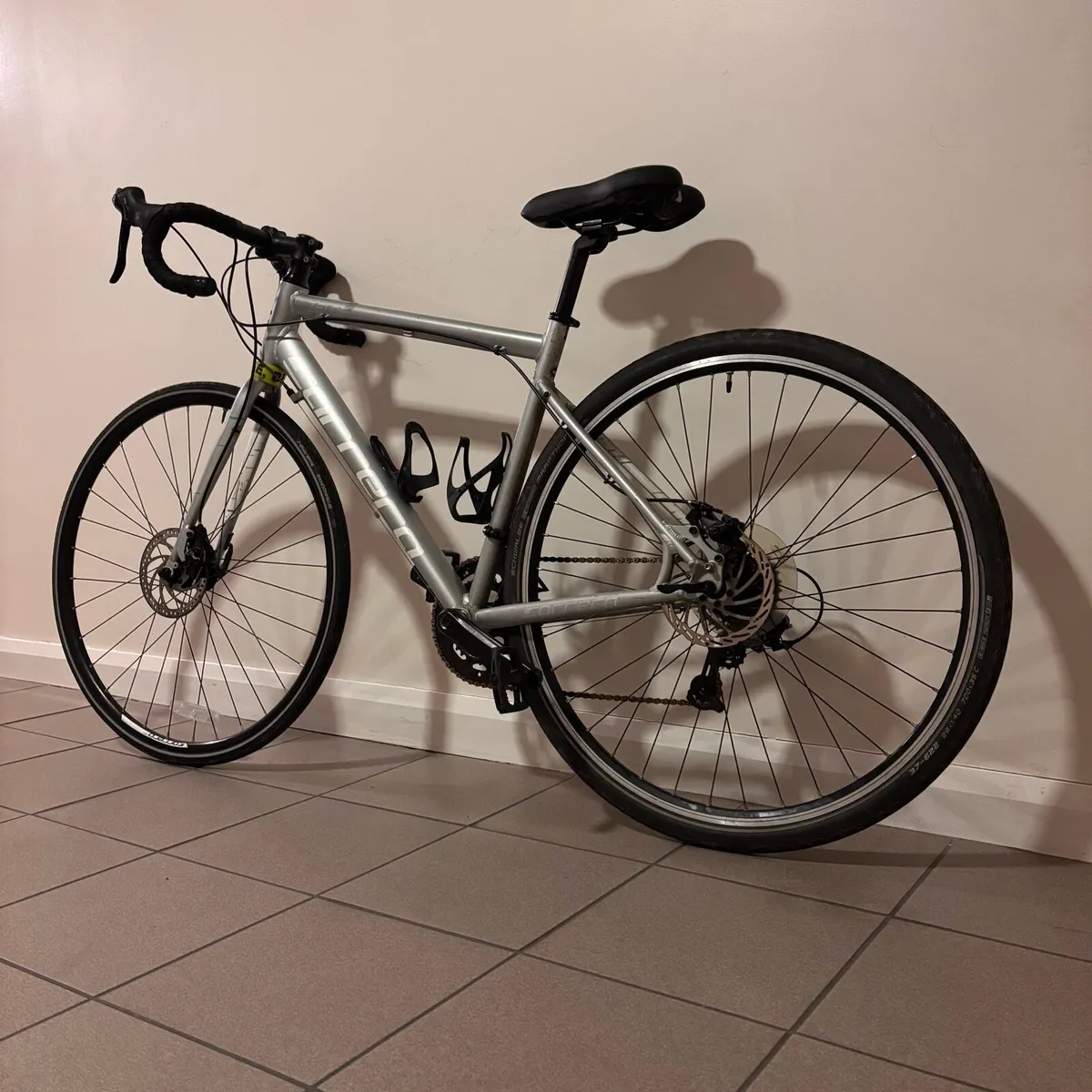 Carrera Zelos Road Bike - Image 3