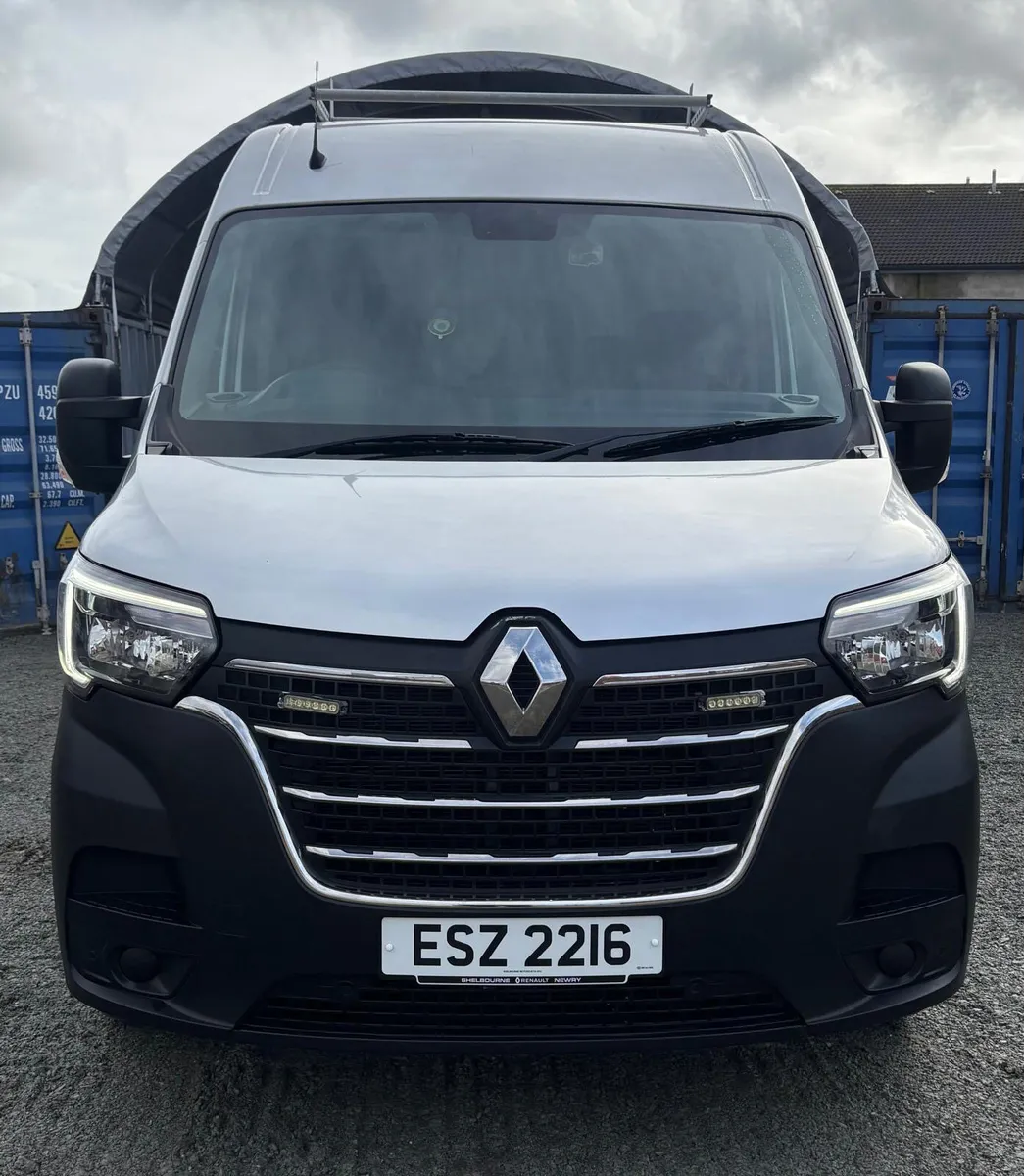 2020 Renault Master - Image 2