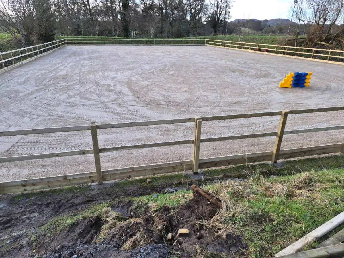 Arena fencing - Image 1