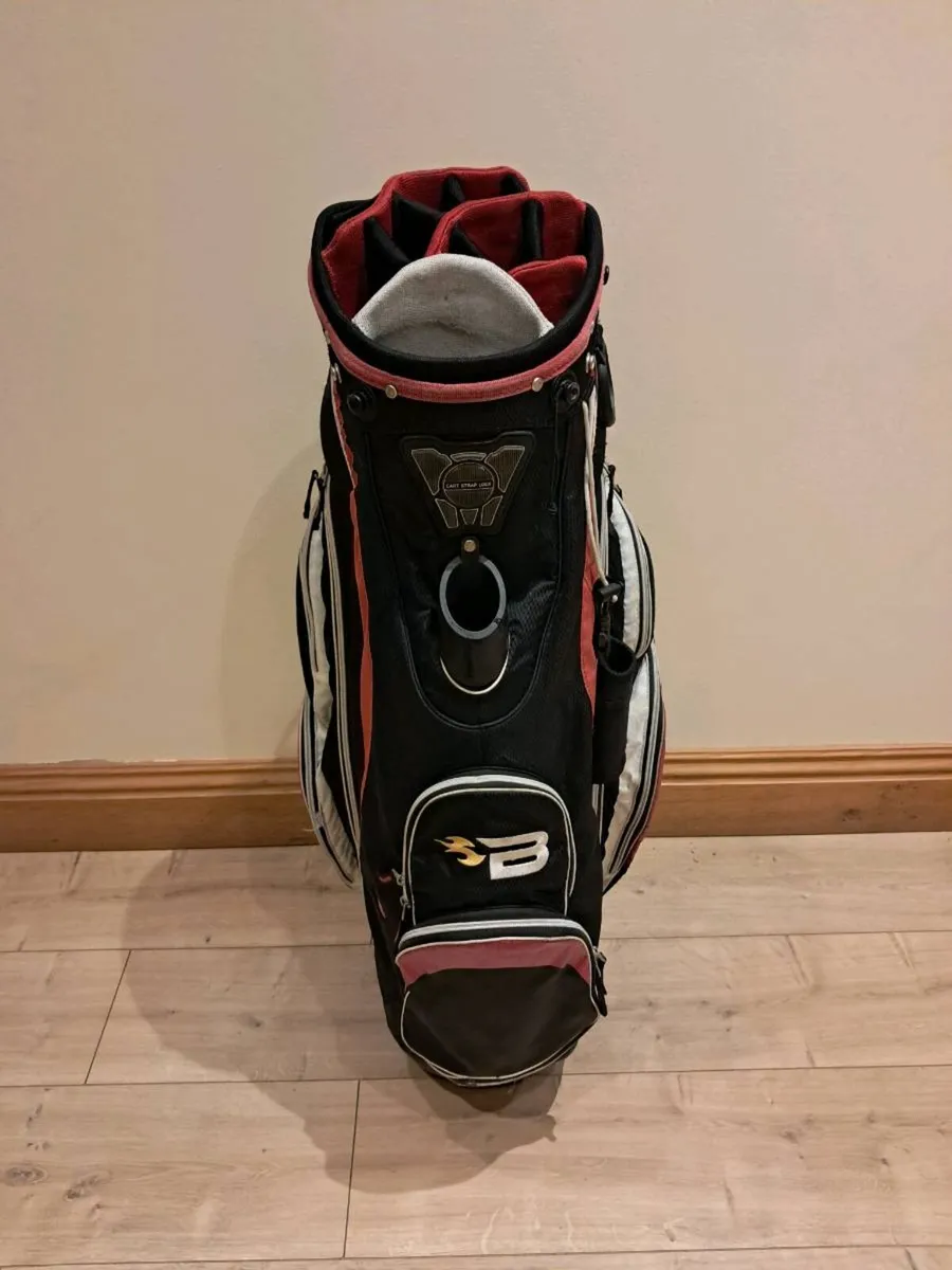 Taylormade Burner Bag - Image 4
