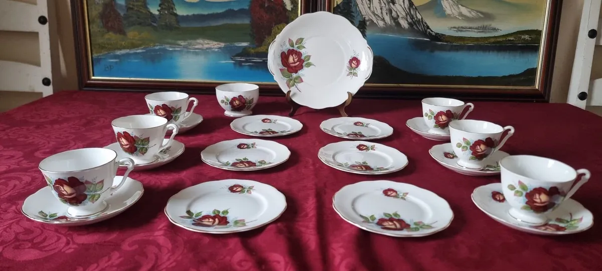 20 Pc. Queen Anne Opera English Bone China Tea Set - Image 3