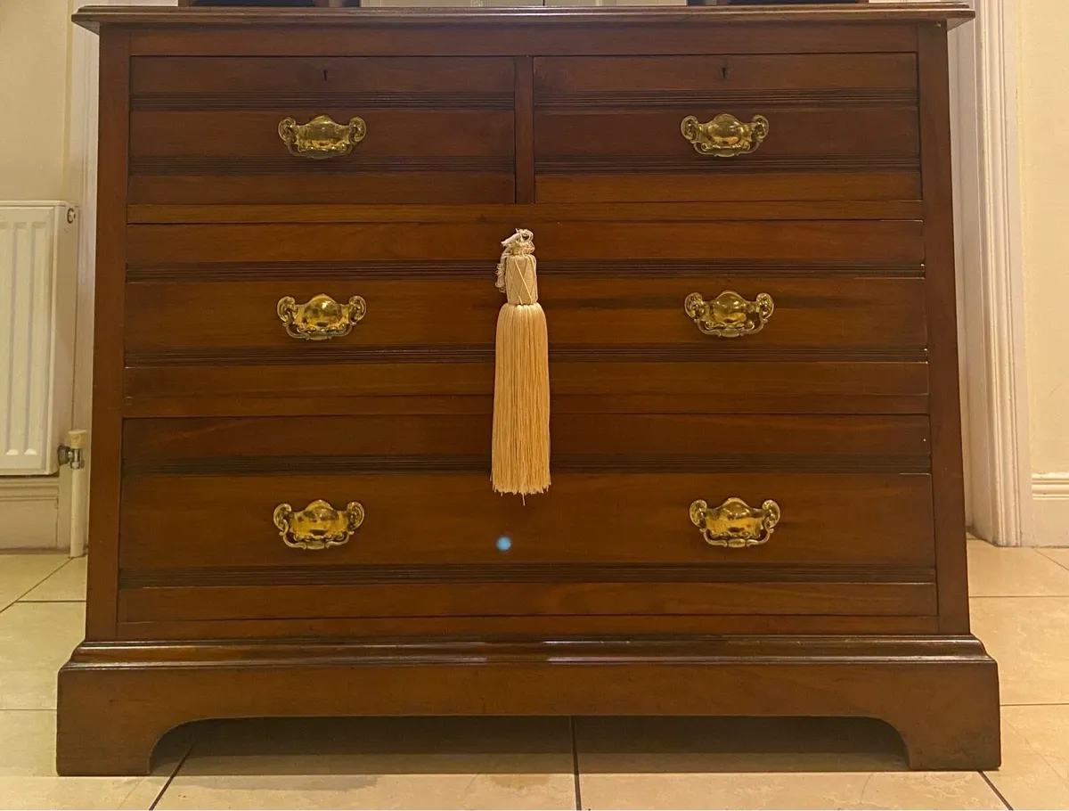 Antique Victorian chest of drawers - Image 3