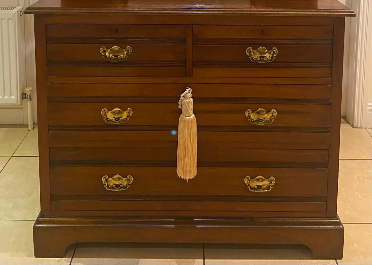 Antique Victorian chest of drawers - Image 4