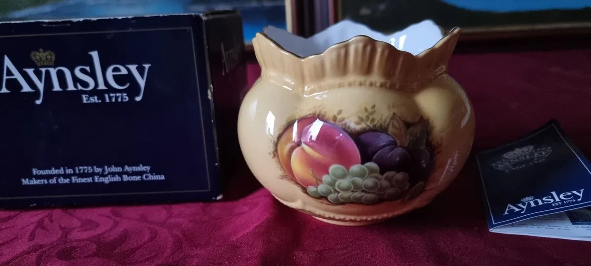 New In Box Aynsley Orchard Gold Windsor Rose Bowl - Image 1