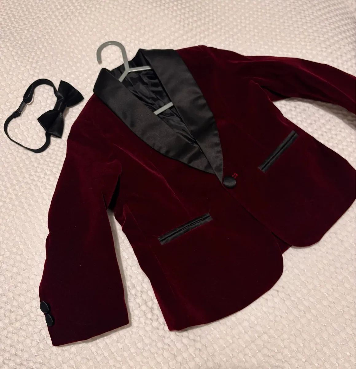 Young Boys 4 Piece Suit (Age 2-3) - Image 2