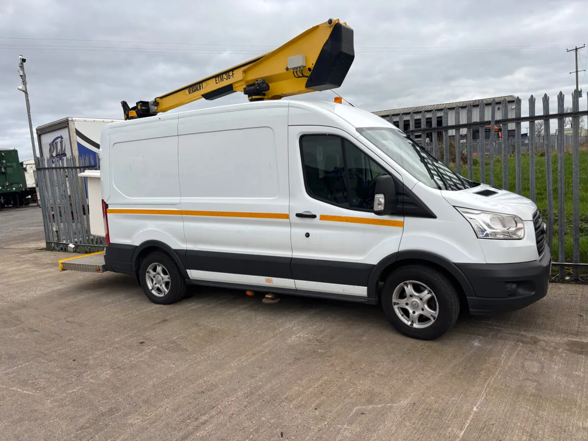 2015 transit 3.5 ton cherry picker 13 meter lift - Image 2