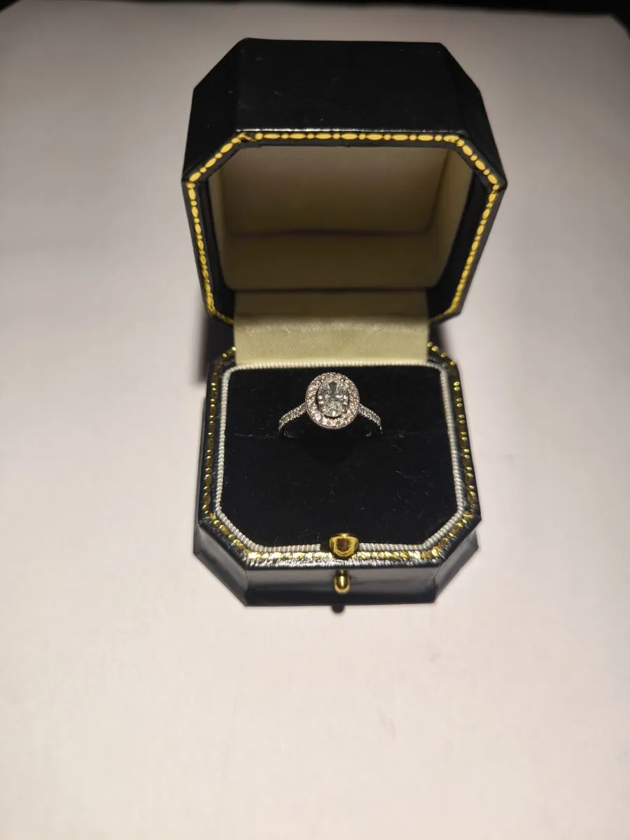 Diamond ring - Image 2