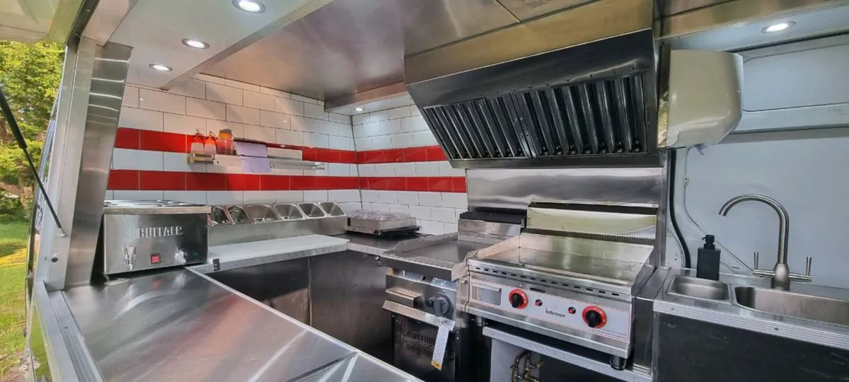 Food Truck - Image 4