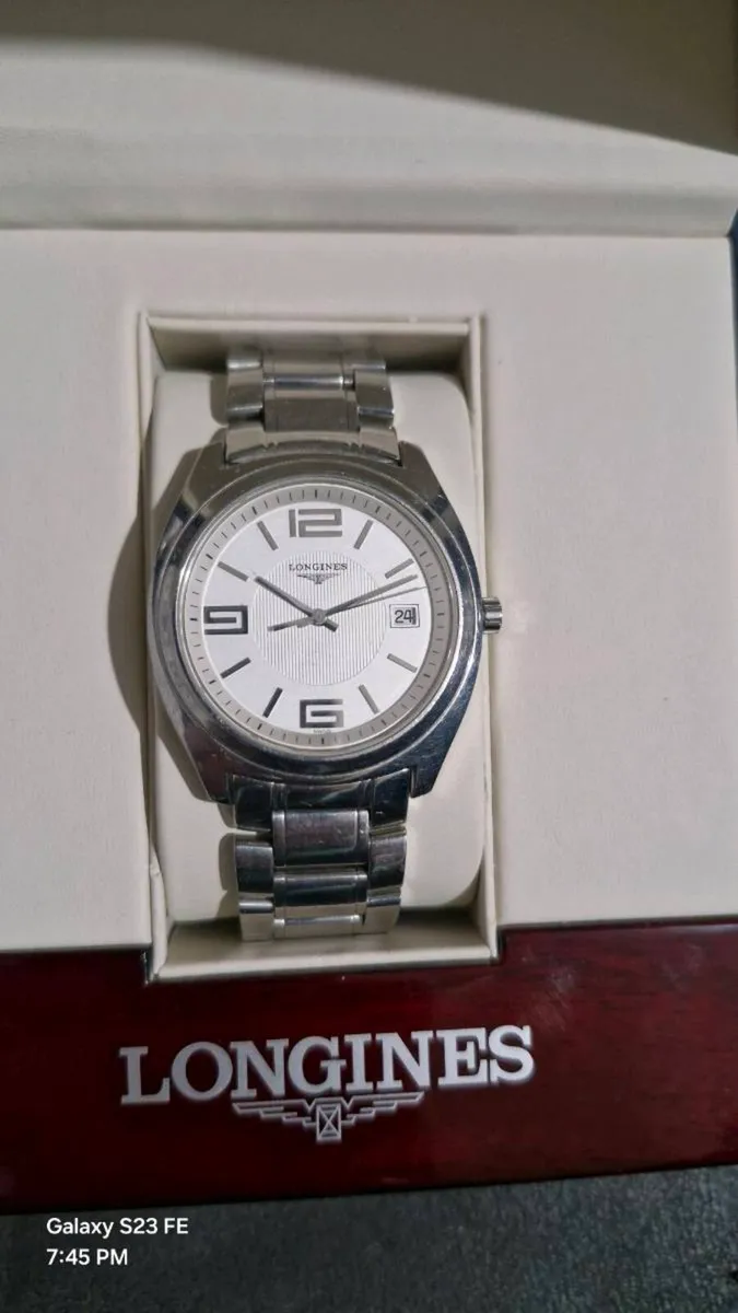 Vintage Longines Lungomare L3.633.4 swiss watch - Image 3