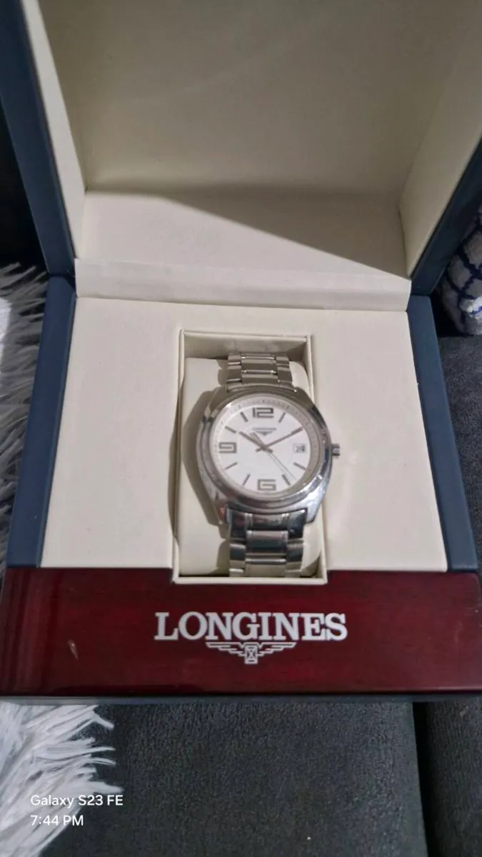 Vintage Longines Lungomare L3.633.4 swiss watch - Image 1
