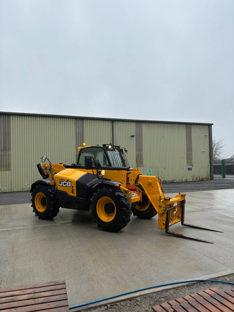 2019 JCB 535-95 - Image 3