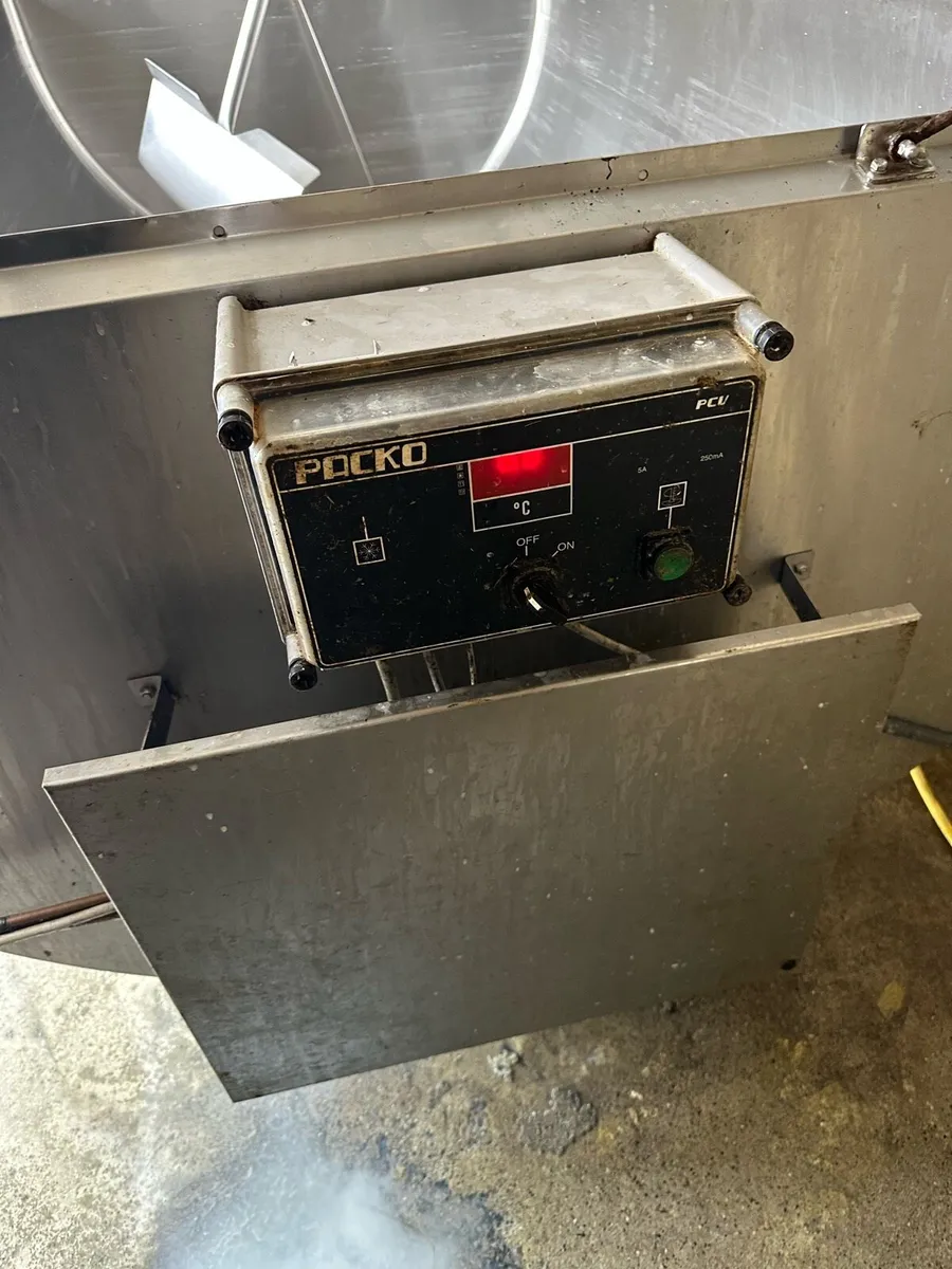 Packo 1800L bulk milk tank - Image 2