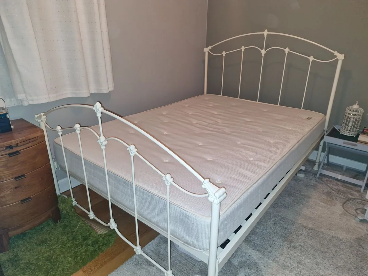 4 Foot bed - Image 3