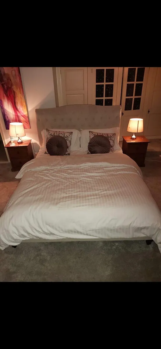 King size bedframe - Image 1