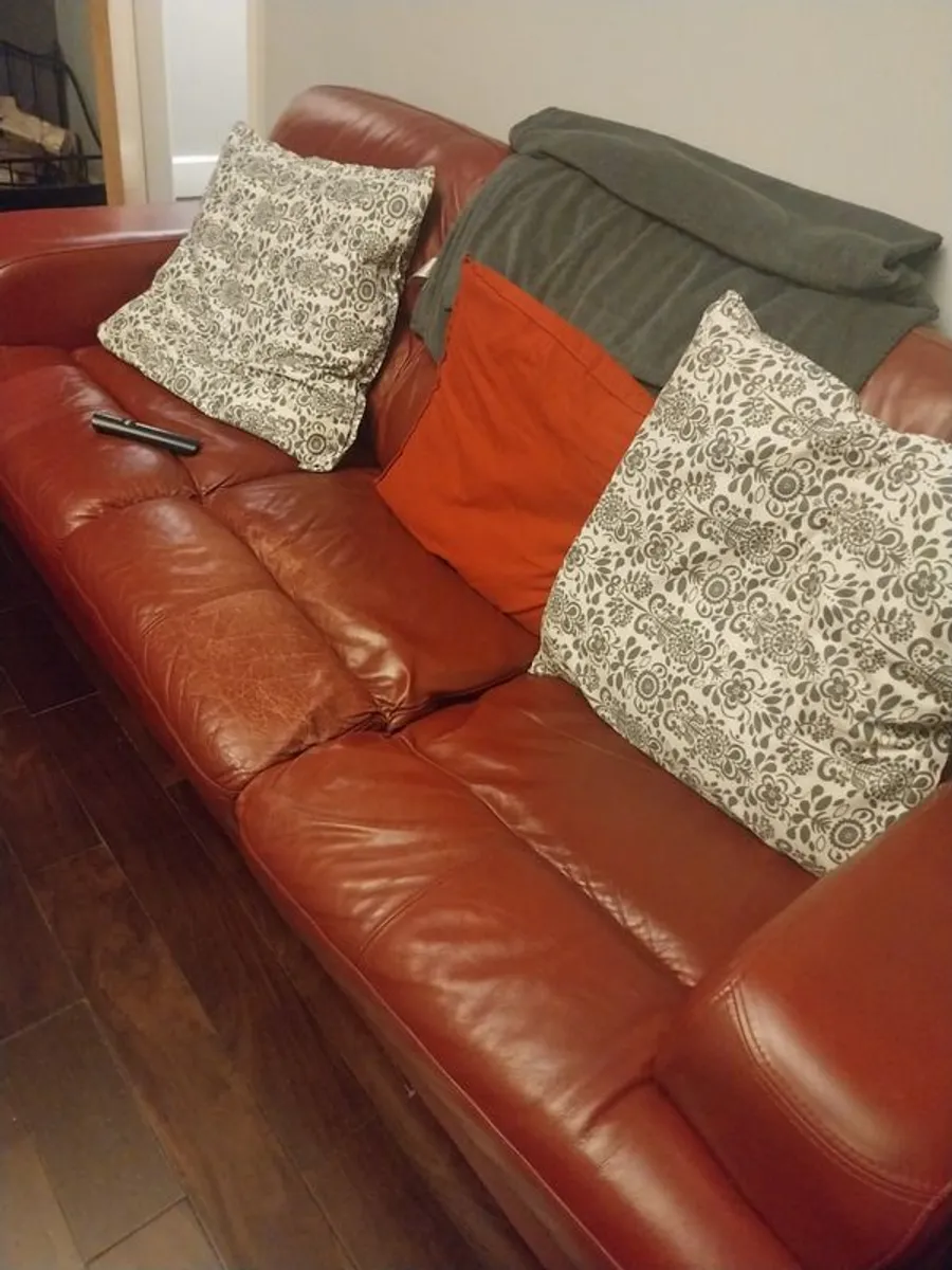 Free Sofas - Image 4