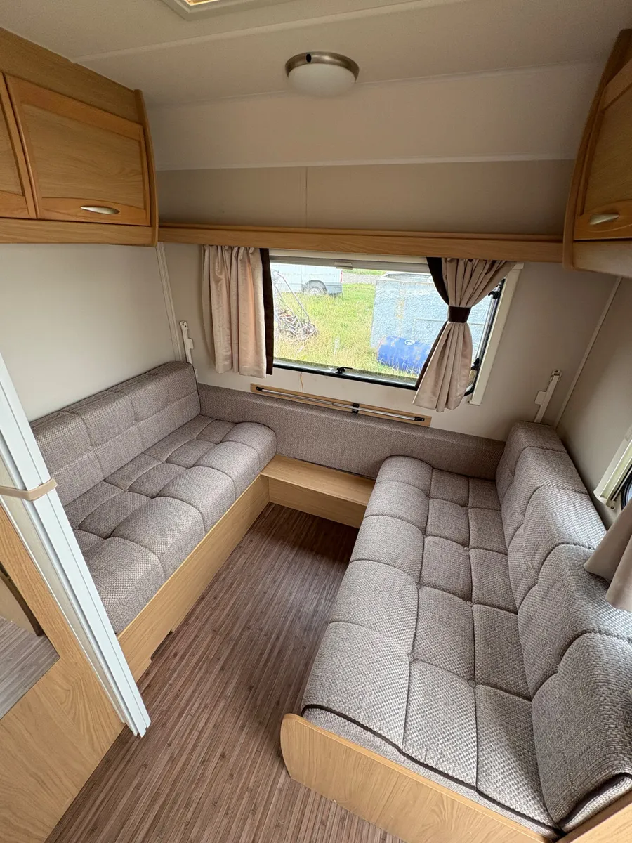 💫Compass adventure 5 berth Caravan💫 - Image 4