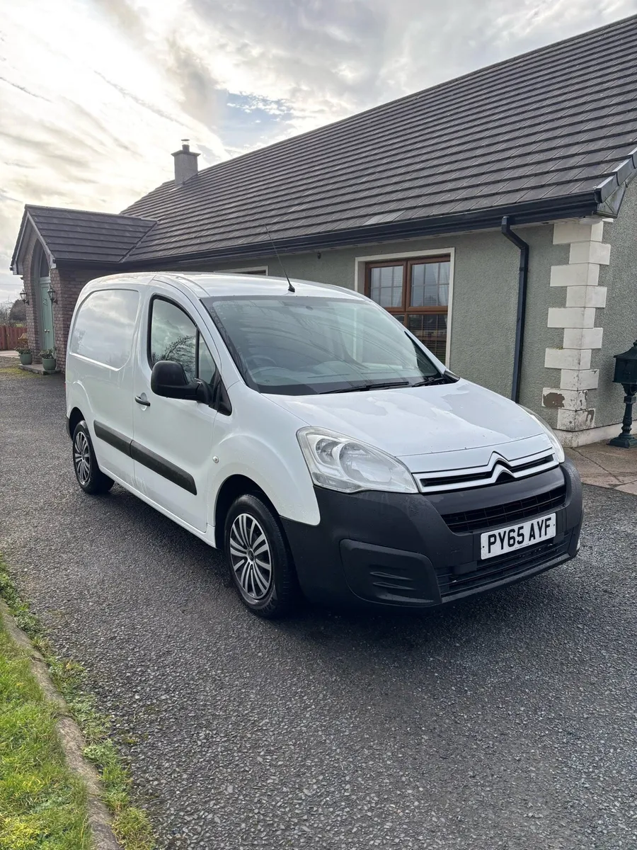 2015 Citroen berlingo 3 seater - Image 2