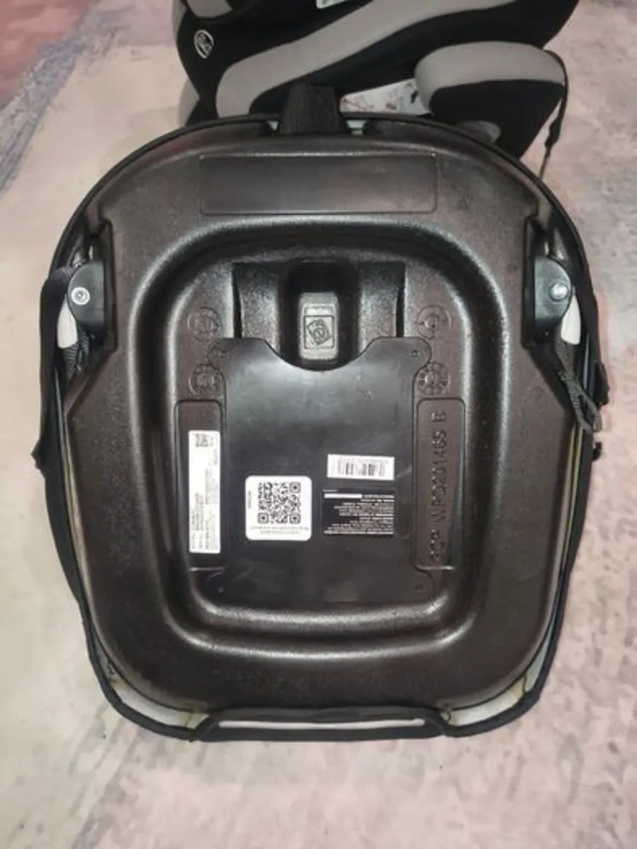 Graco booster seats X3 - Image 2