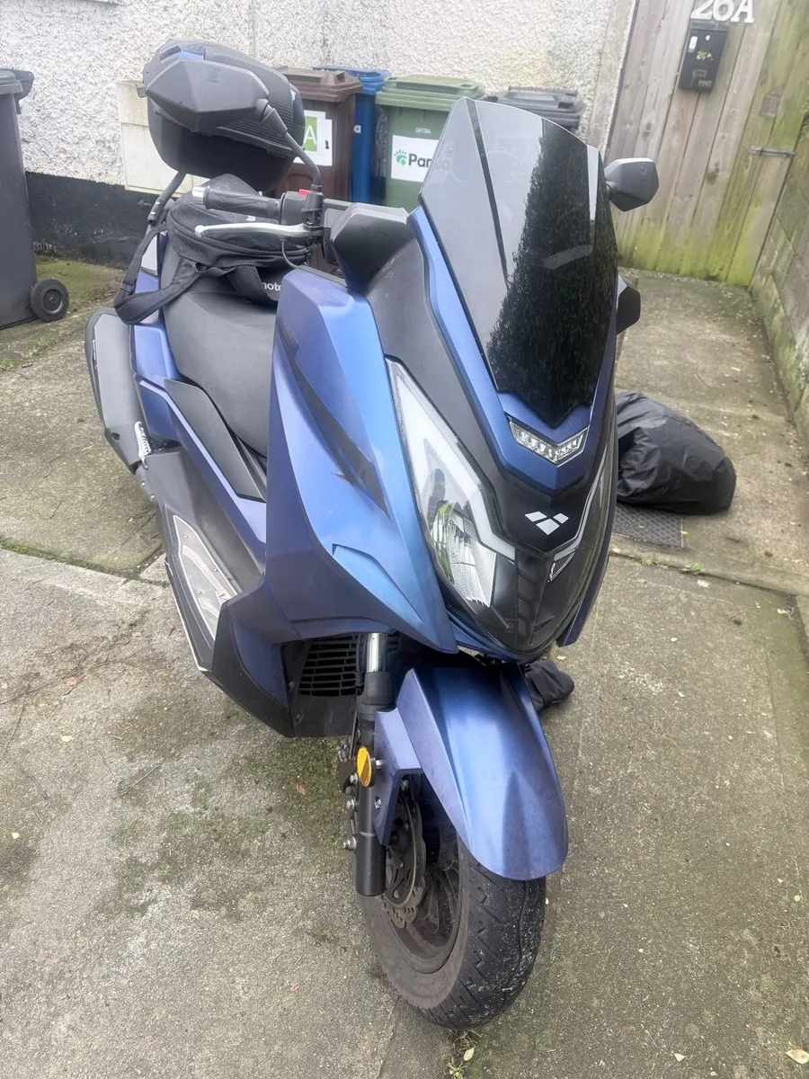 Motorcycle - Image 2