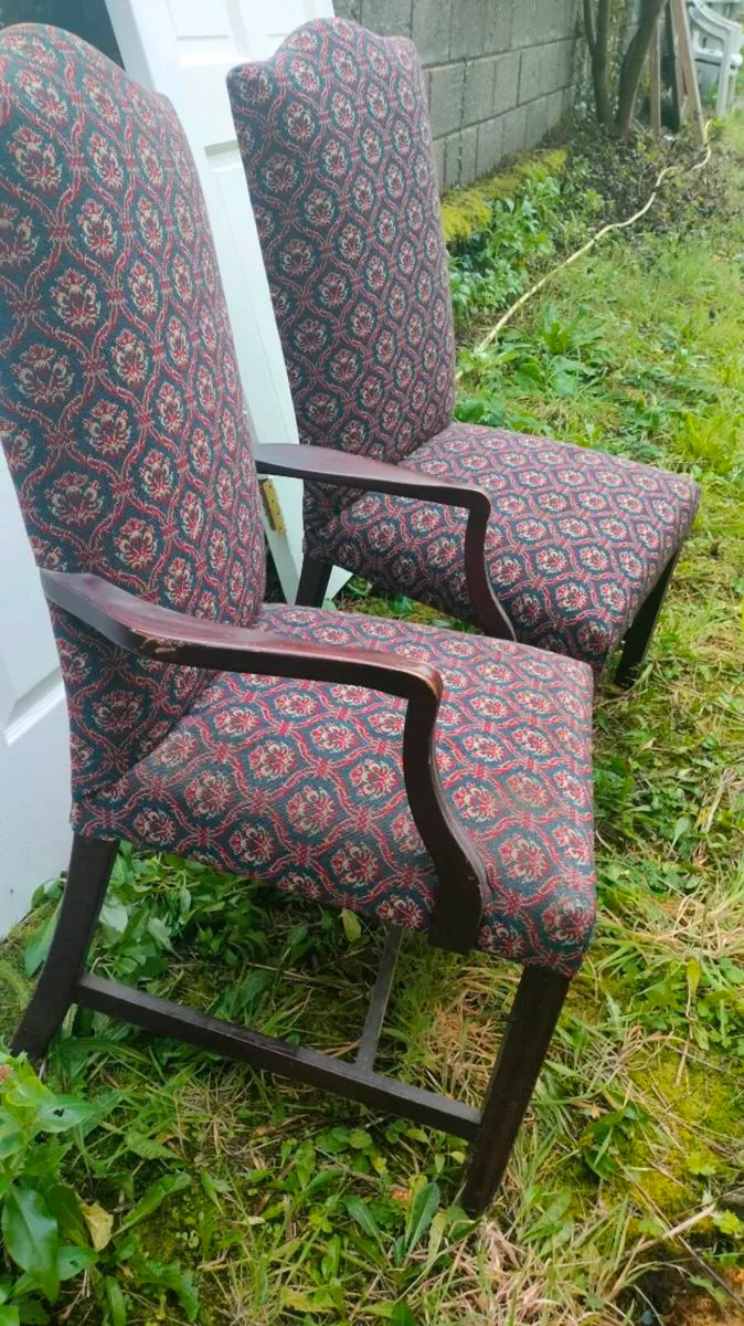 Set of 6 material covered Dining room Chairs.
2 Ca - Image 1